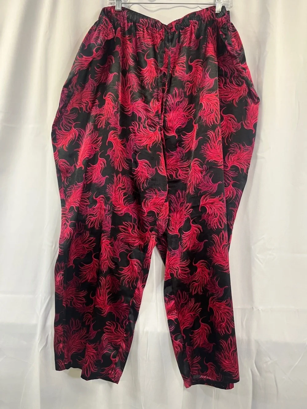 Cacique Black and Hot Pink Feather-Print Satin Pajama Set - Picture 4 of 6